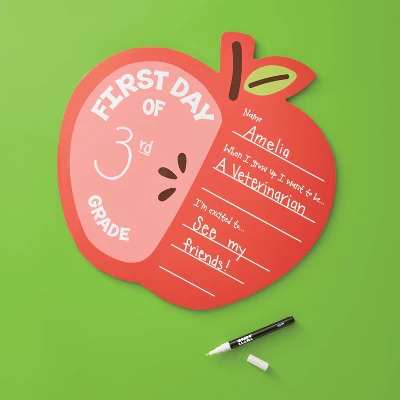 Apple First Day Of School Chalk Marker Sign - Mondo Llama™